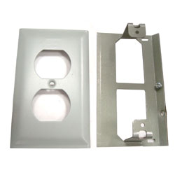 Wiremold, Steel Raceway 3000 Series, Duplex Receptacle Cover, G3043BE