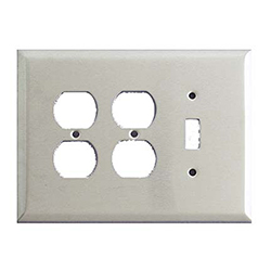 Mulberry, 83543, 3 Gang 1 Duplex Receptacle, 2 Toggle Switch, Chrome, Wall Plate 